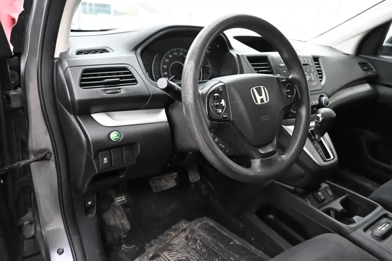 2013 HONDA CR-V LX — photo 15