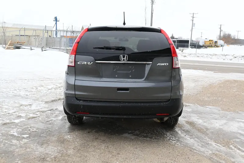 2013 HONDA CR-V LX — photo 19