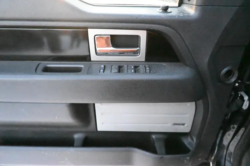 2011 FORD F-150 — photo 16