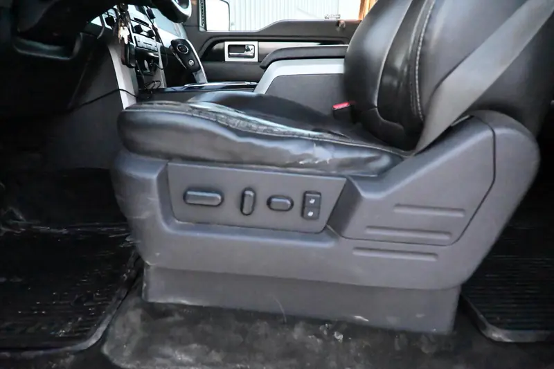 2011 FORD F-150 — photo 17