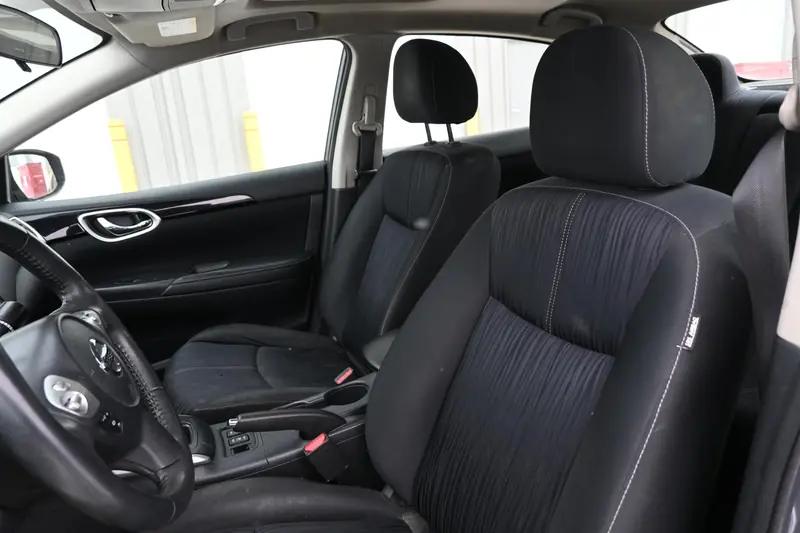 2018 NISSAN Sentra SV — photo 13