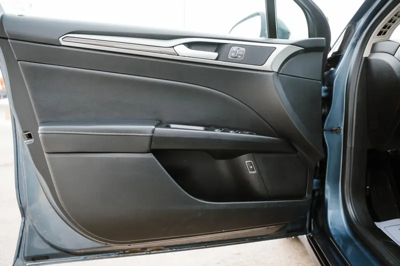 2019 FORD Fusion SEL Hybrid — photo 6