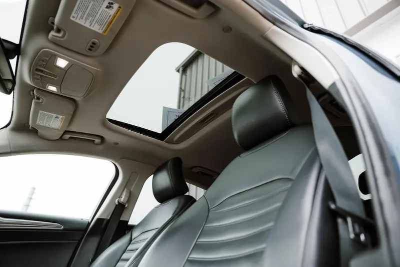 2019 FORD Fusion SEL Hybrid — photo 17