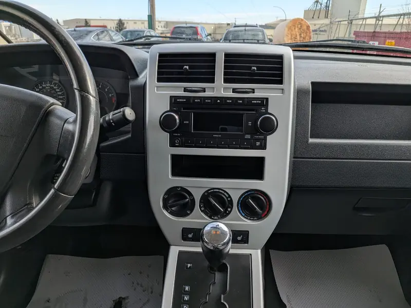 2008 JEEP Compass Rallye — photo 11