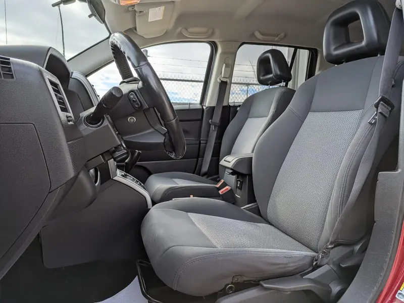 2008 JEEP Compass Rallye — photo 13