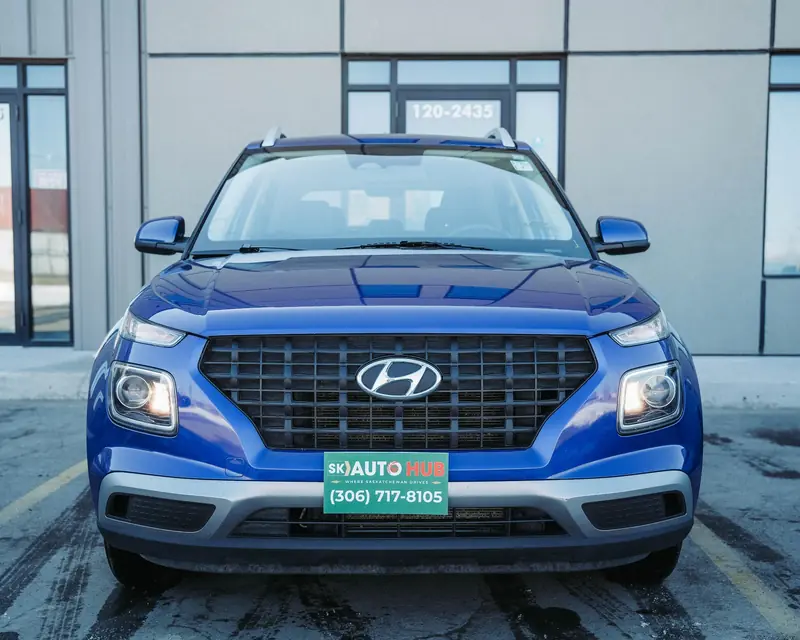 2023 HYUNDAI Venue SEL, Limited — photo 7
