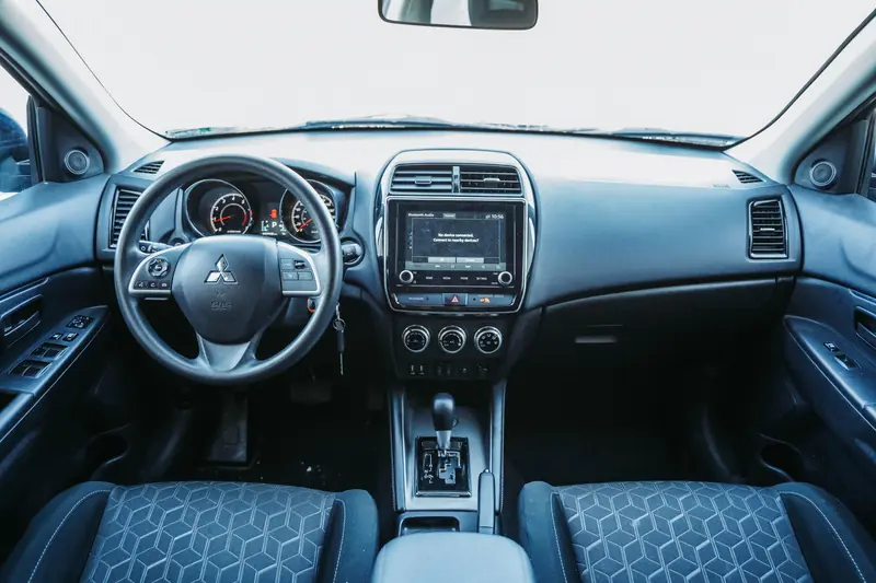 2024 MITSUBISHI RVR ES — photo 16