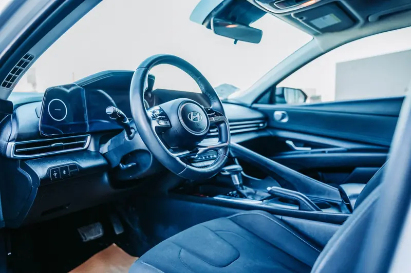 2024 HYUNDAI Elantra SEL — photo 9