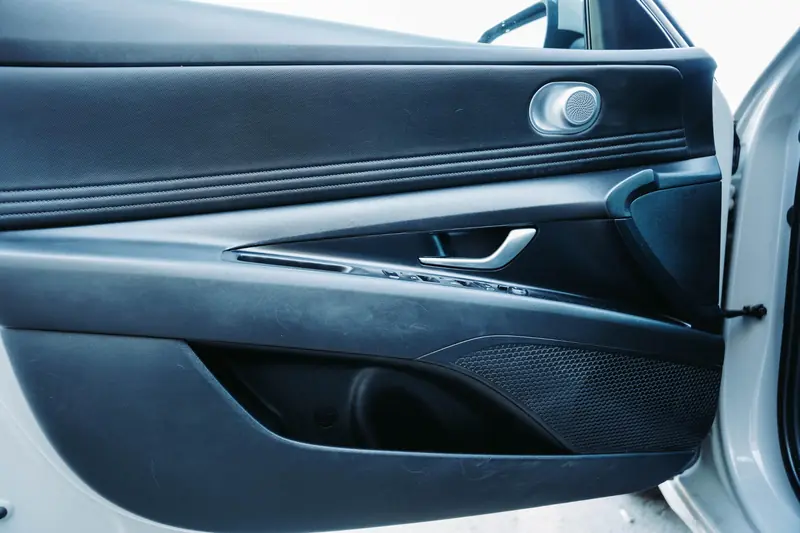 2024 HYUNDAI Elantra SEL — photo 10