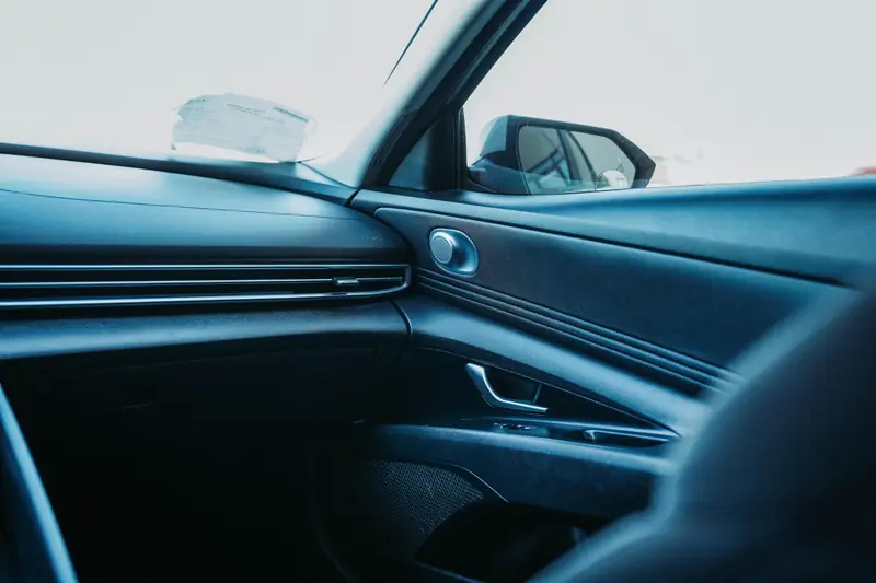2024 HYUNDAI Elantra SEL — photo 14