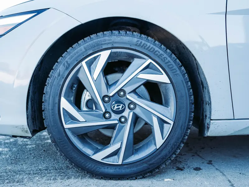 2024 HYUNDAI Elantra SEL — photo 19