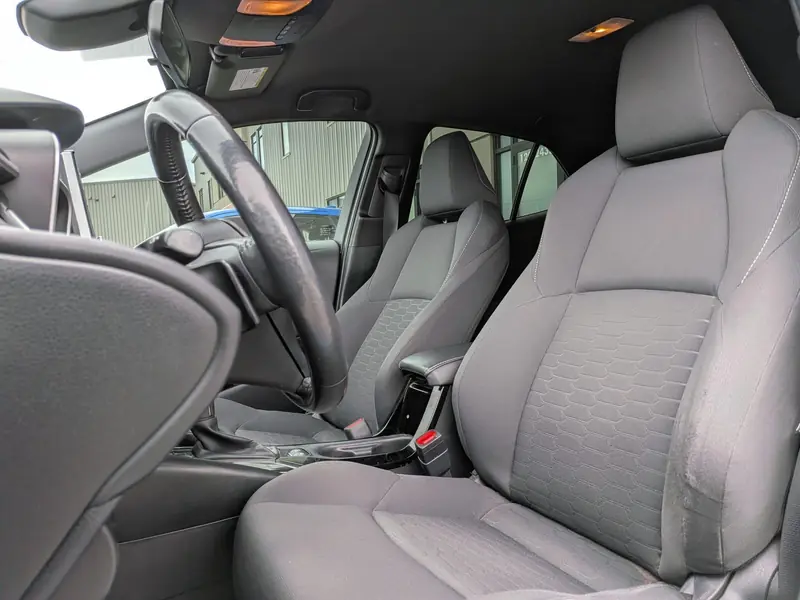 2019 TOYOTA Corolla SE — photo 20
