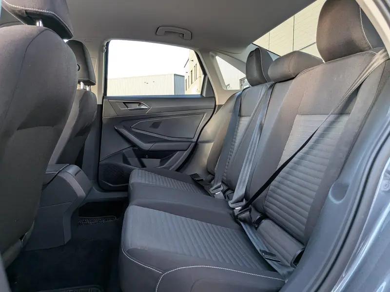 2022 VOLKSWAGEN Jetta S — photo 8