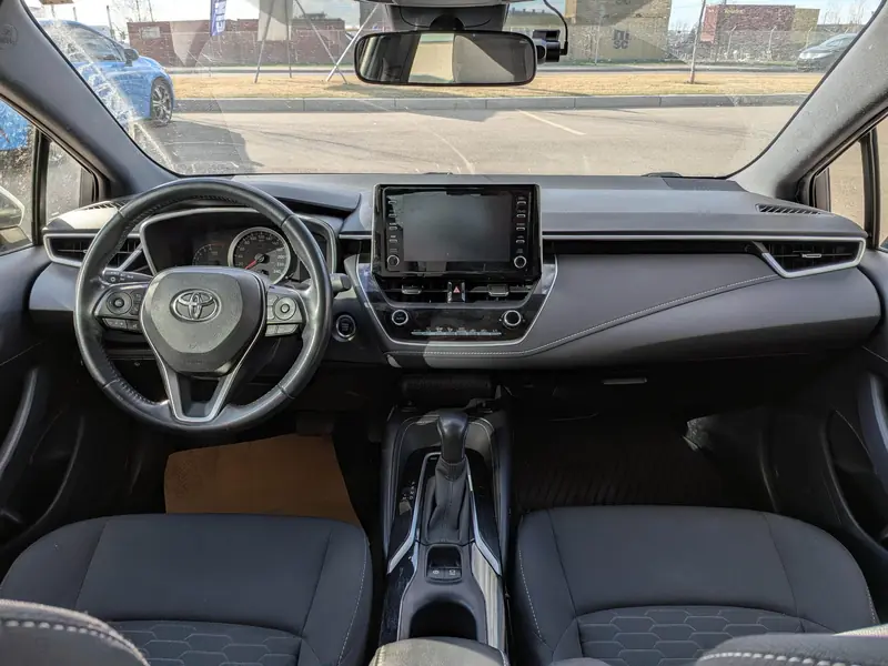 2019 TOYOTA Corolla SE — photo 12