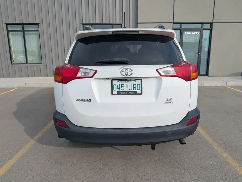 2015 TOYOTA RAV4 LE — photo 8