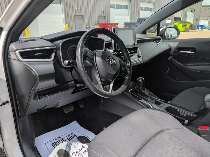 2019 TOYOTA Corolla SE — photo 9