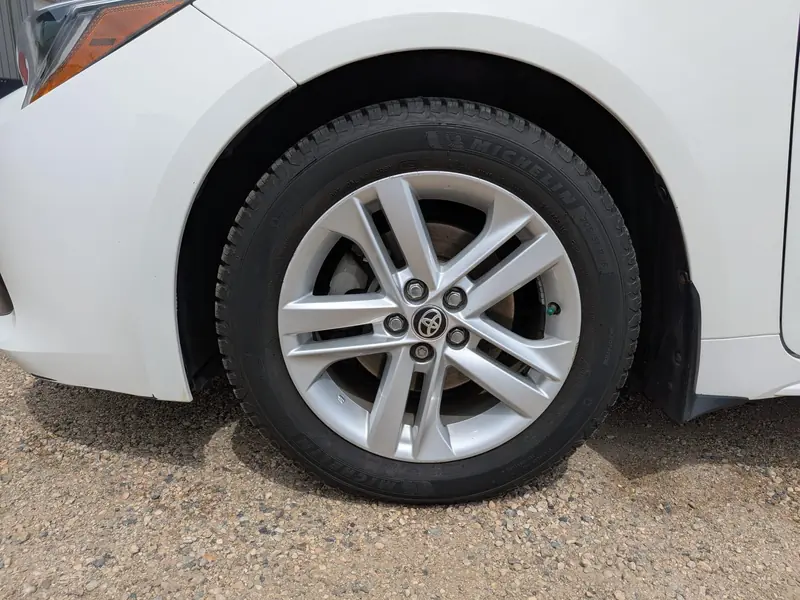 2019 TOYOTA Corolla SE — photo 10