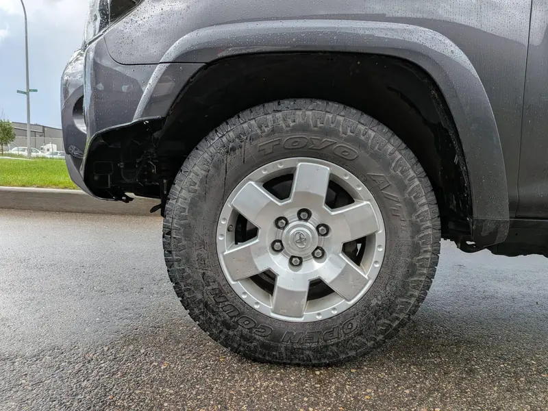 2016 TOYOTA 4Runner 4WD 4dr V6 SR5 — photo 9