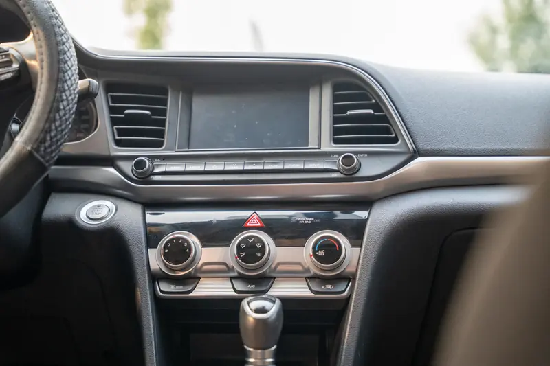 2019 HYUNDAI Elantra SEL Value Edition Limited — photo 12