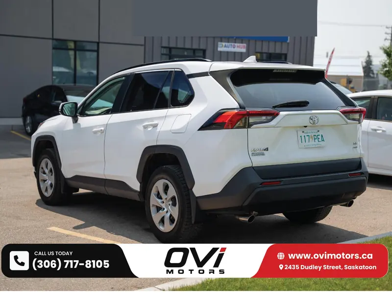 2021 TOYOTA RAV4 LE — photo 8