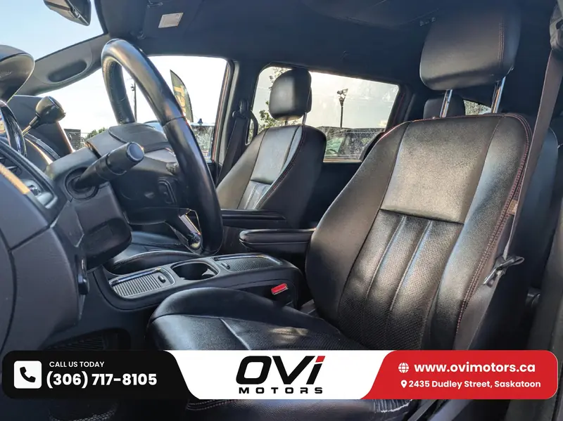 2015 DODGE Grand Caravan R/T — photo 14