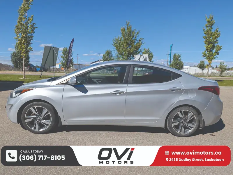 2015 HYUNDAI Elantra SE — photo 10