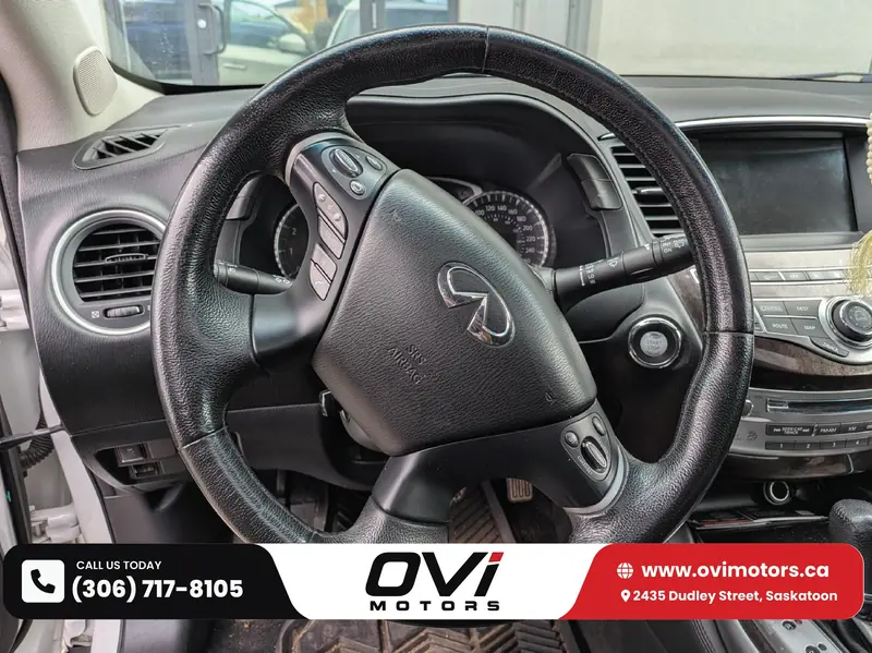 2013 INFINITI JX35 — photo 9